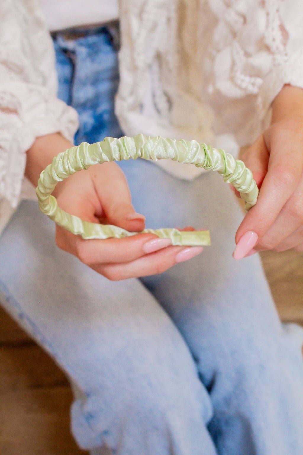 ANDi | Soft Green Scrunchie Headband