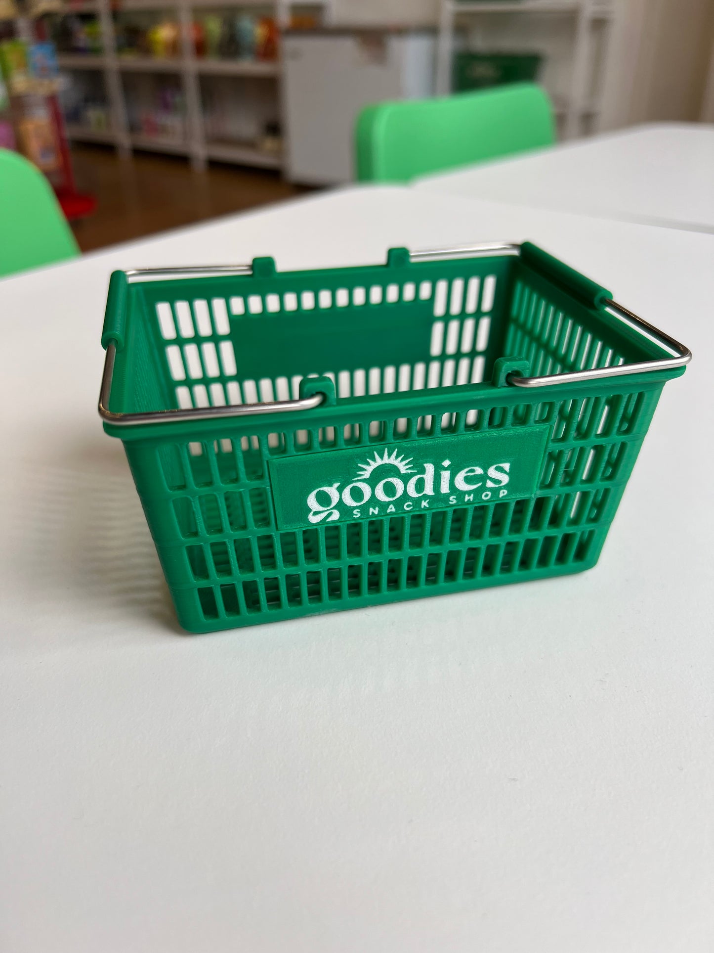 Goodies "Mini" Basket