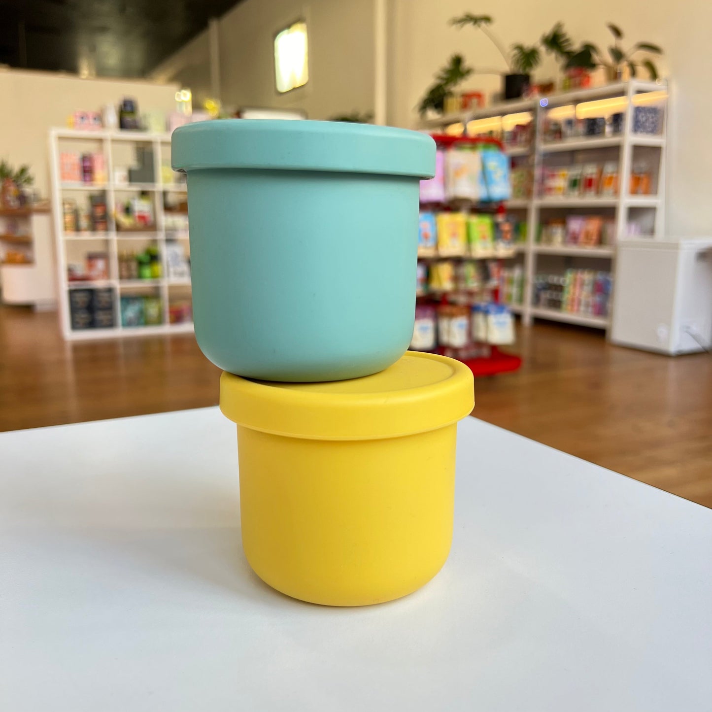 Goodies | Snack Stash - silicone container green