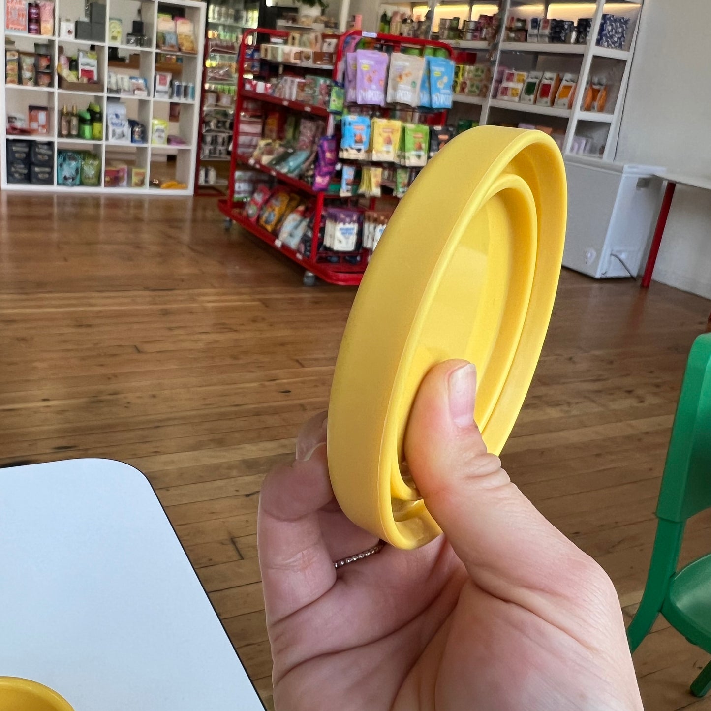 Goodies | Snack Stash - silicone container Yellow