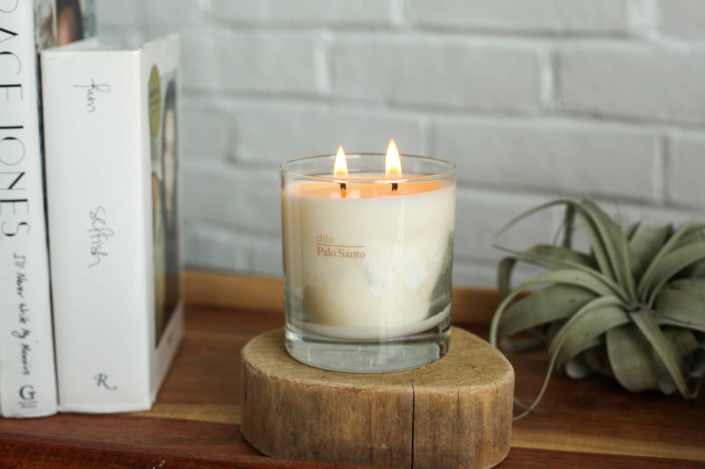 dilo | PALO SANTO CANDLE